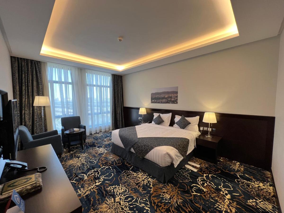 Zaha Taiba Hotel Médine Extérieur photo