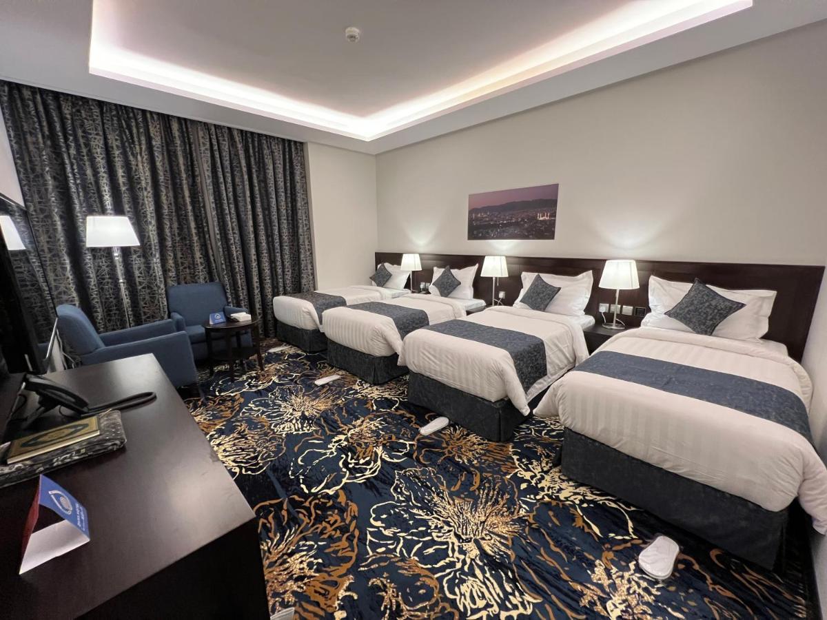 Zaha Taiba Hotel Médine Extérieur photo